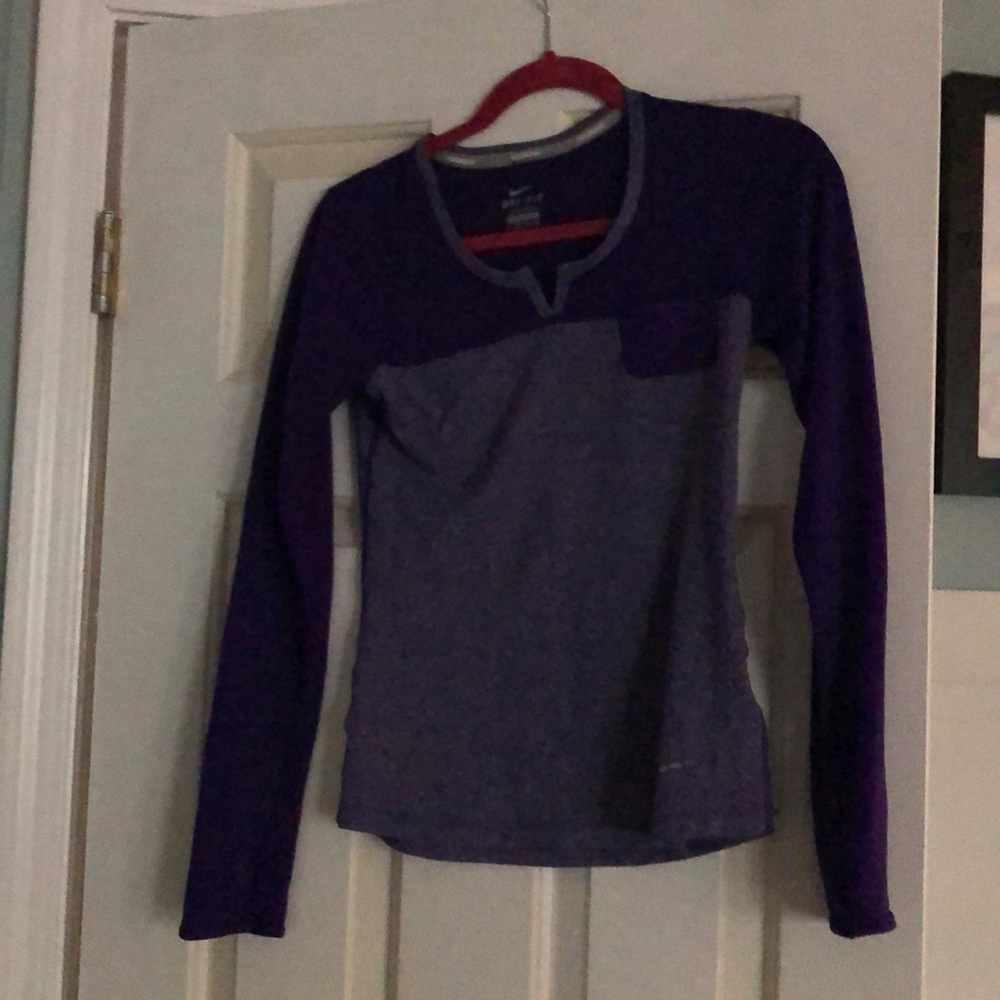 Xs purple Sri fit running top.